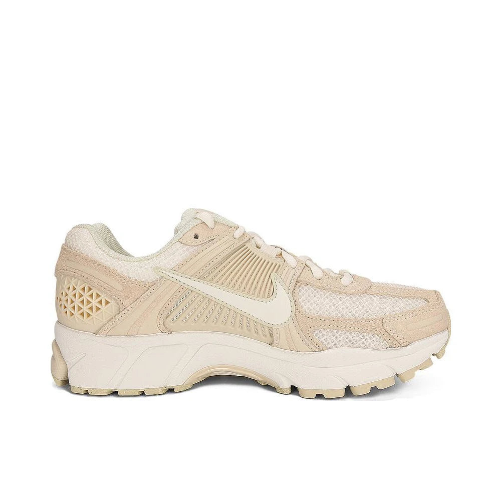 Nike Zoom Vomero 5 β Retro Vibes, Modern Comfort! πβ¨