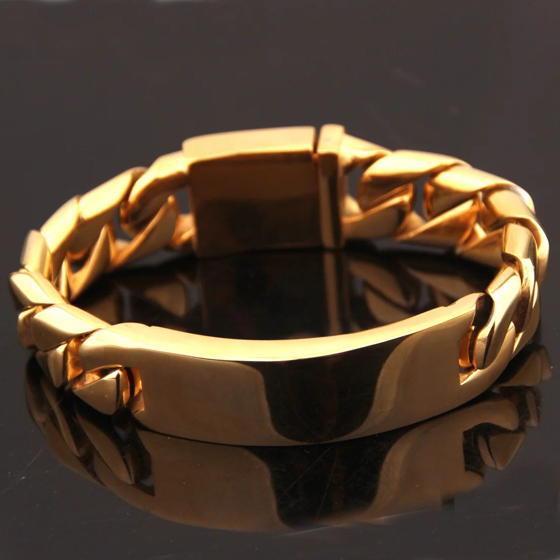 "TitanCurb Bracelet: Bold Style, Unmatched Strength"