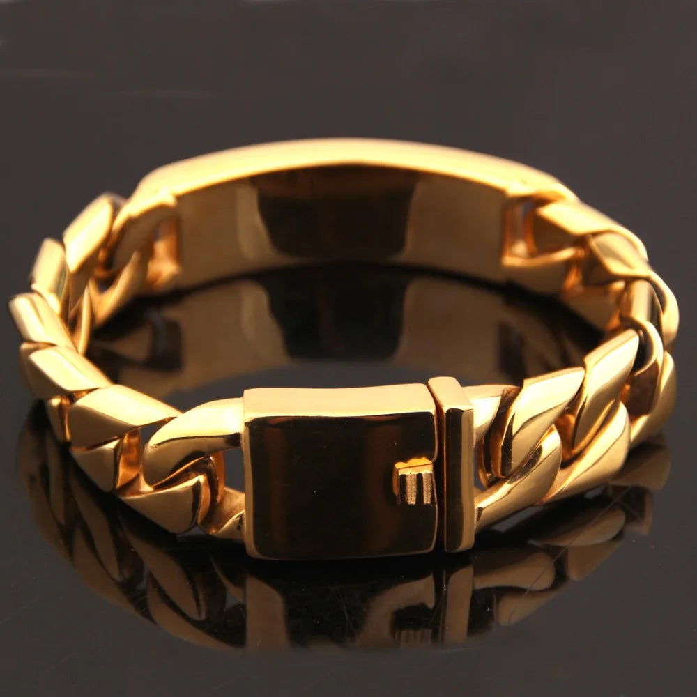 "TitanCurb Bracelet: Bold Style, Unmatched Strength"