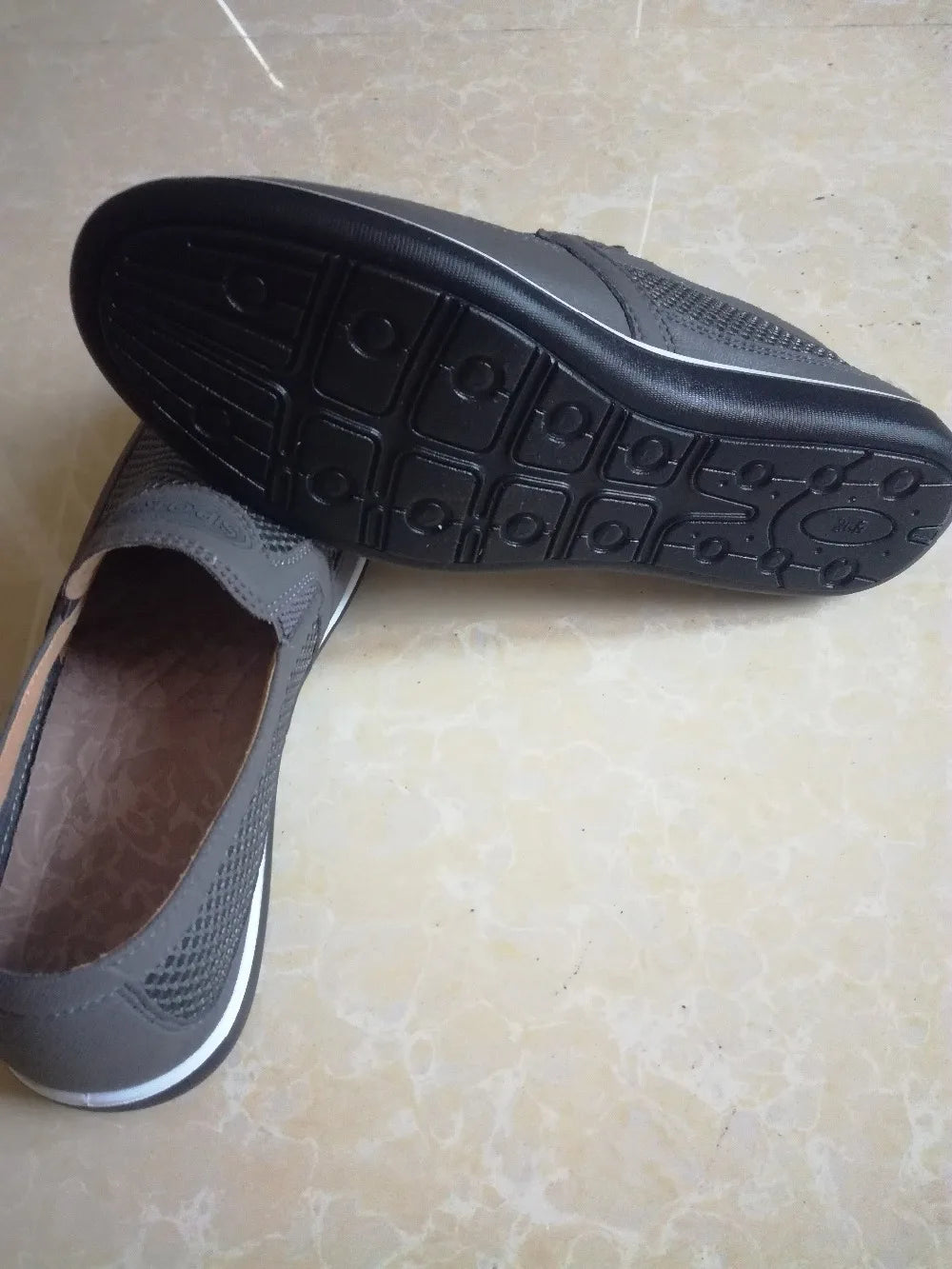 2022 New Summer Mesh Shoes Men Slip-On Flat Sapatos Hollow Out Comfortable Father Shoes Man Casual Moccasins Basic Espadrille