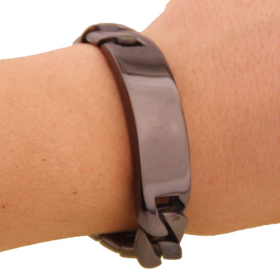 "TitanCurb Bracelet: Bold Style, Unmatched Strength"