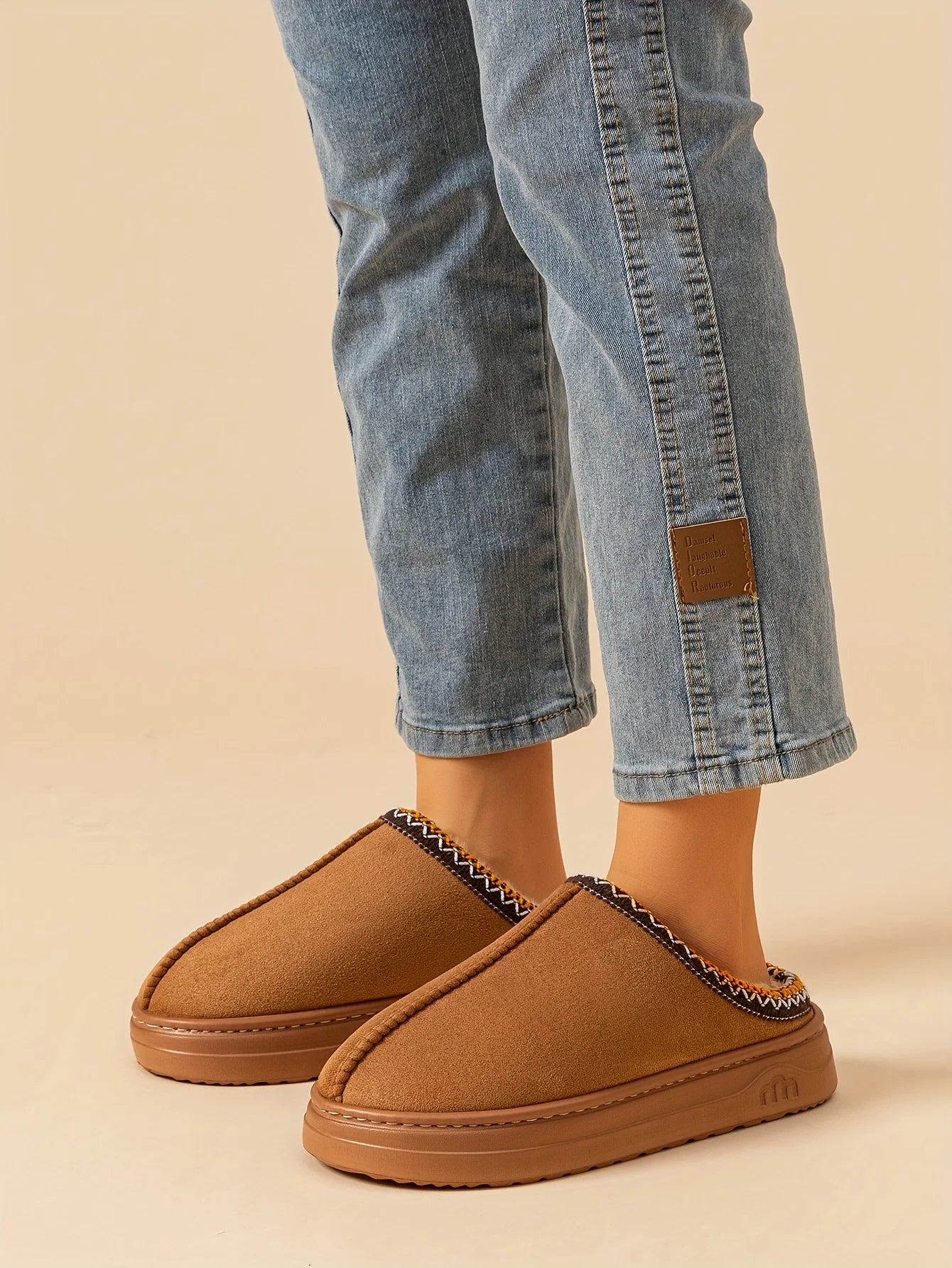 Winter warm slippers for men and women couples - plush lining, non-slip thick soles, indoor and outdoor warm solid color