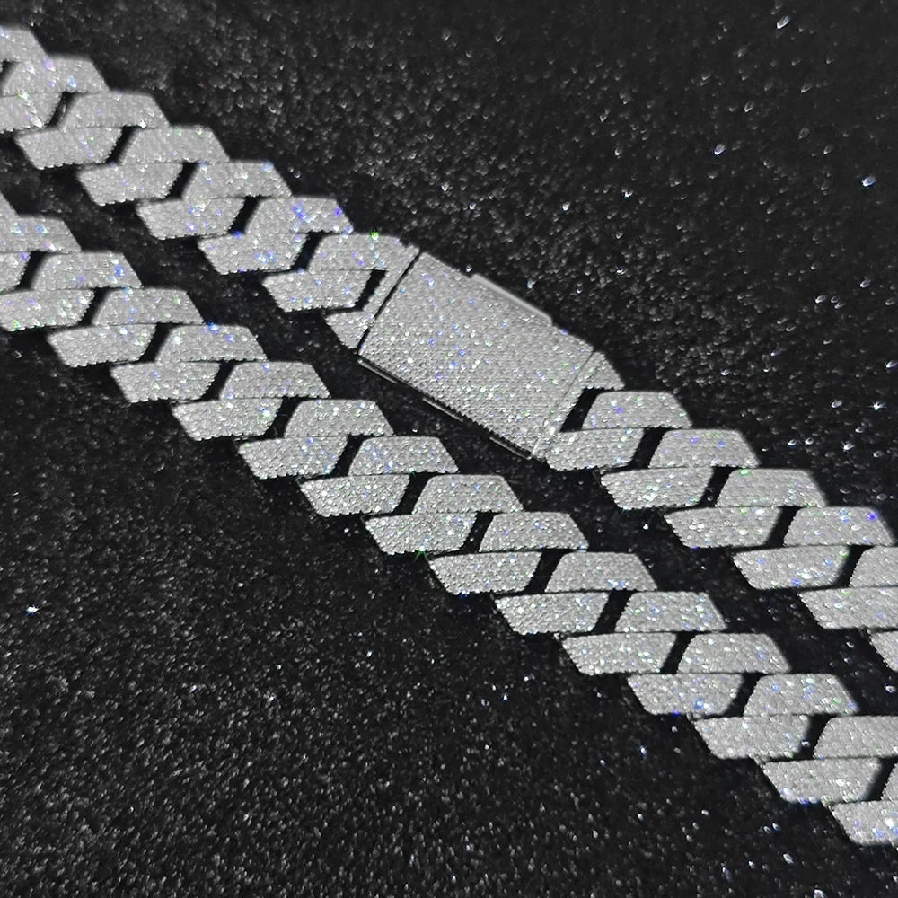 "DiamondGlow Cuban Chain: 15mm Rose Gold Iced Luxury Necklace"