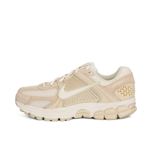 Nike Zoom Vomero 5 – Retro Vibes, Modern Comfort! 👟✨