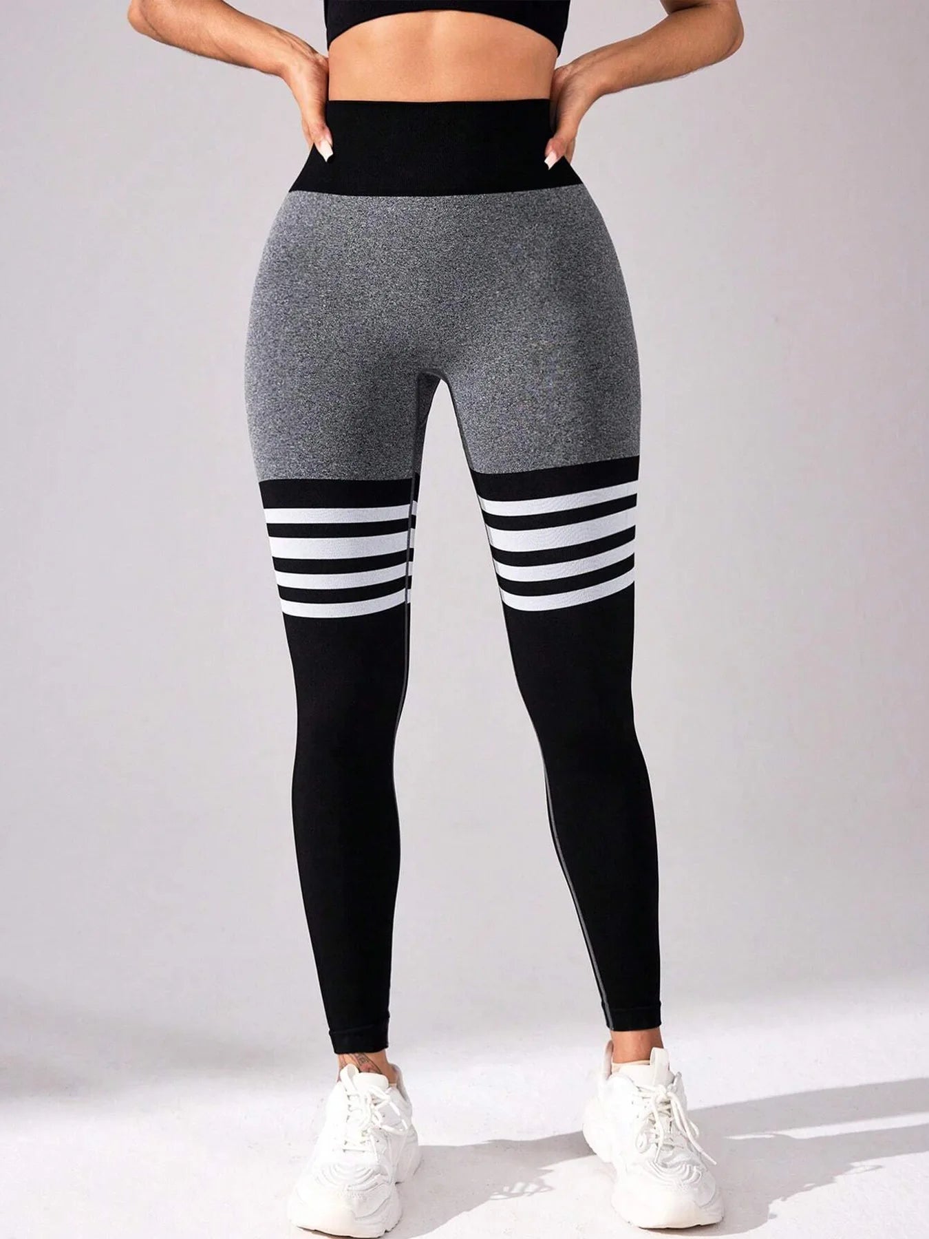 V-Luxe Leggings 🍑