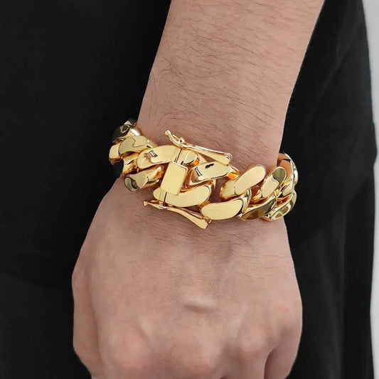 "BoldLink Cuban Bracelet: Heavy Brass 22mm Miami Chain for Men"
