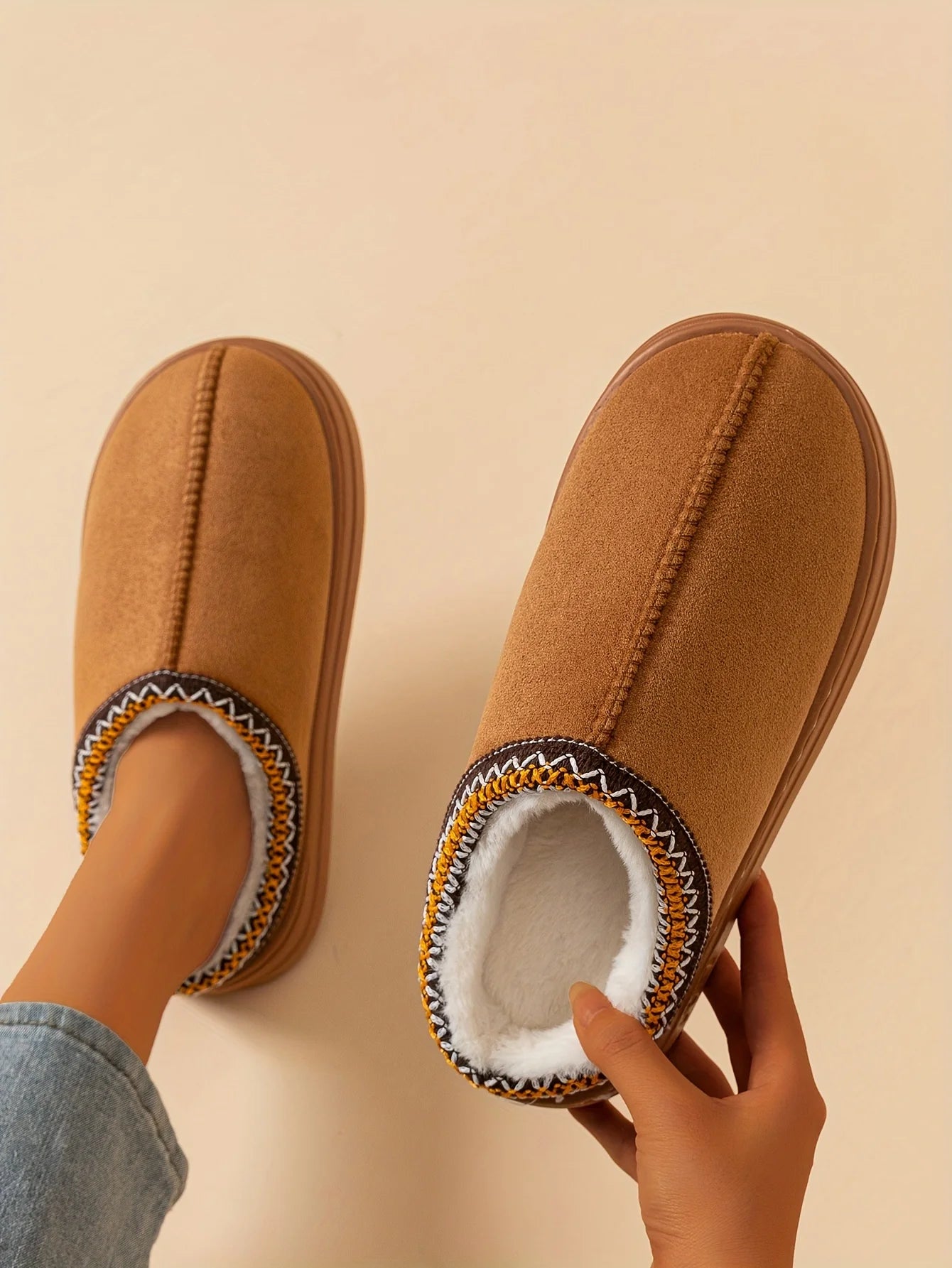 Winter warm slippers for men and women couples - plush lining, non-slip thick soles, indoor and outdoor warm solid color