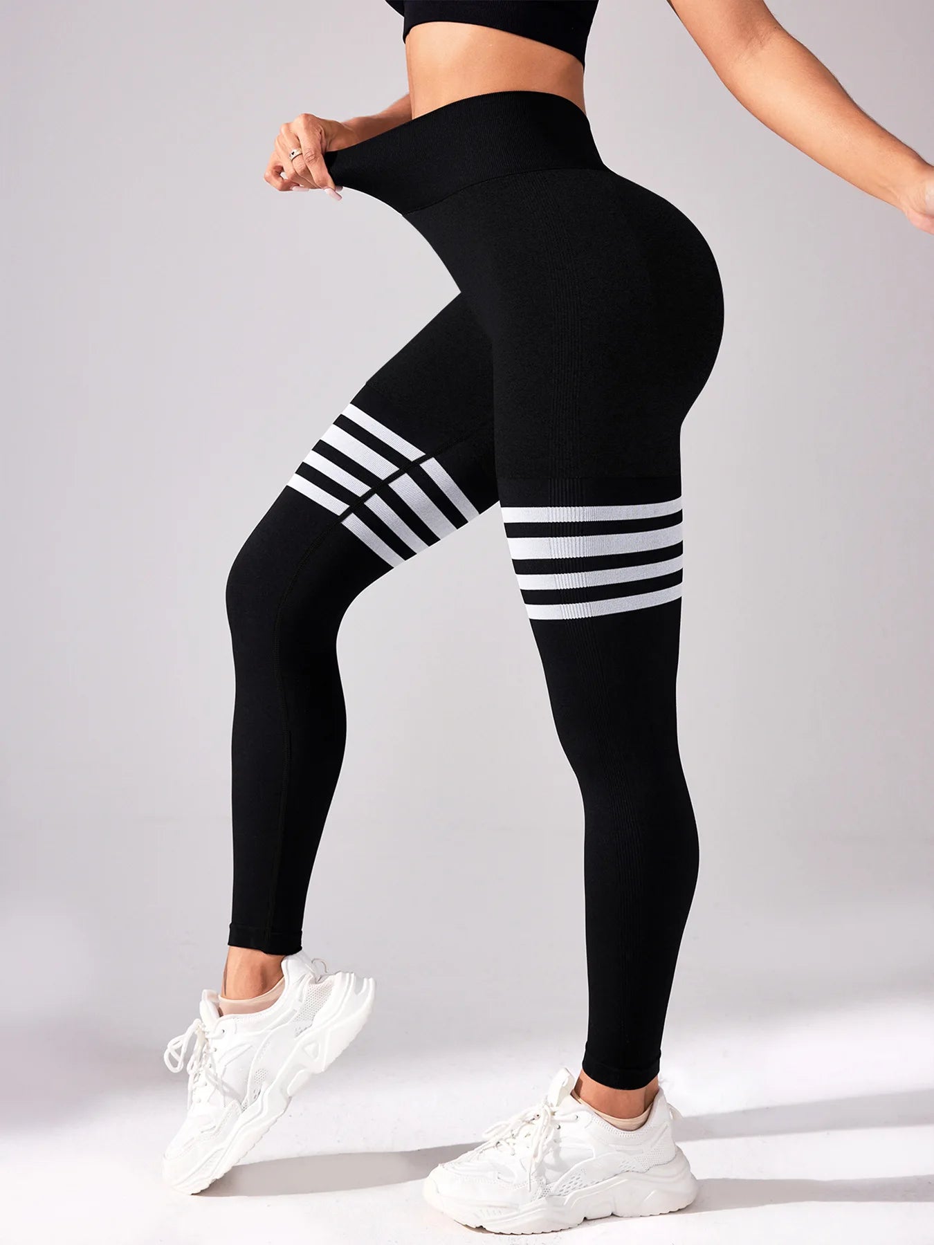 V-Luxe Leggings 🍑